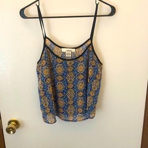 Size Large Crop top